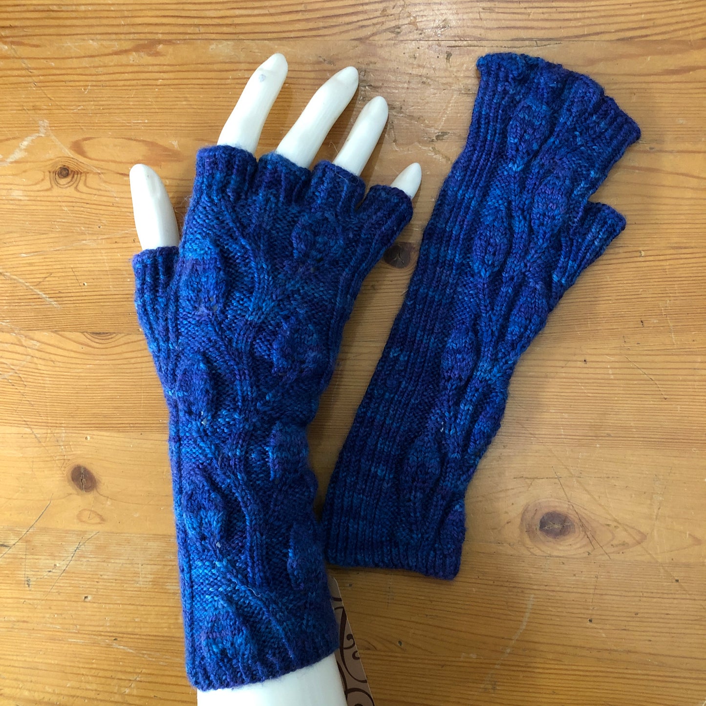 Sample - Fingerless Gloves