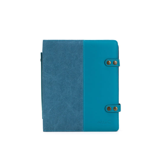 Della Q Hook & Needle Notebook